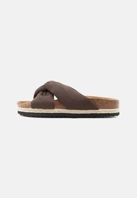 Nem kiválasztott, dark brown