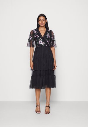WRAP MIDI DRESS WITH EMBROIDERY - Koktejlové šaty / šaty na párty - black