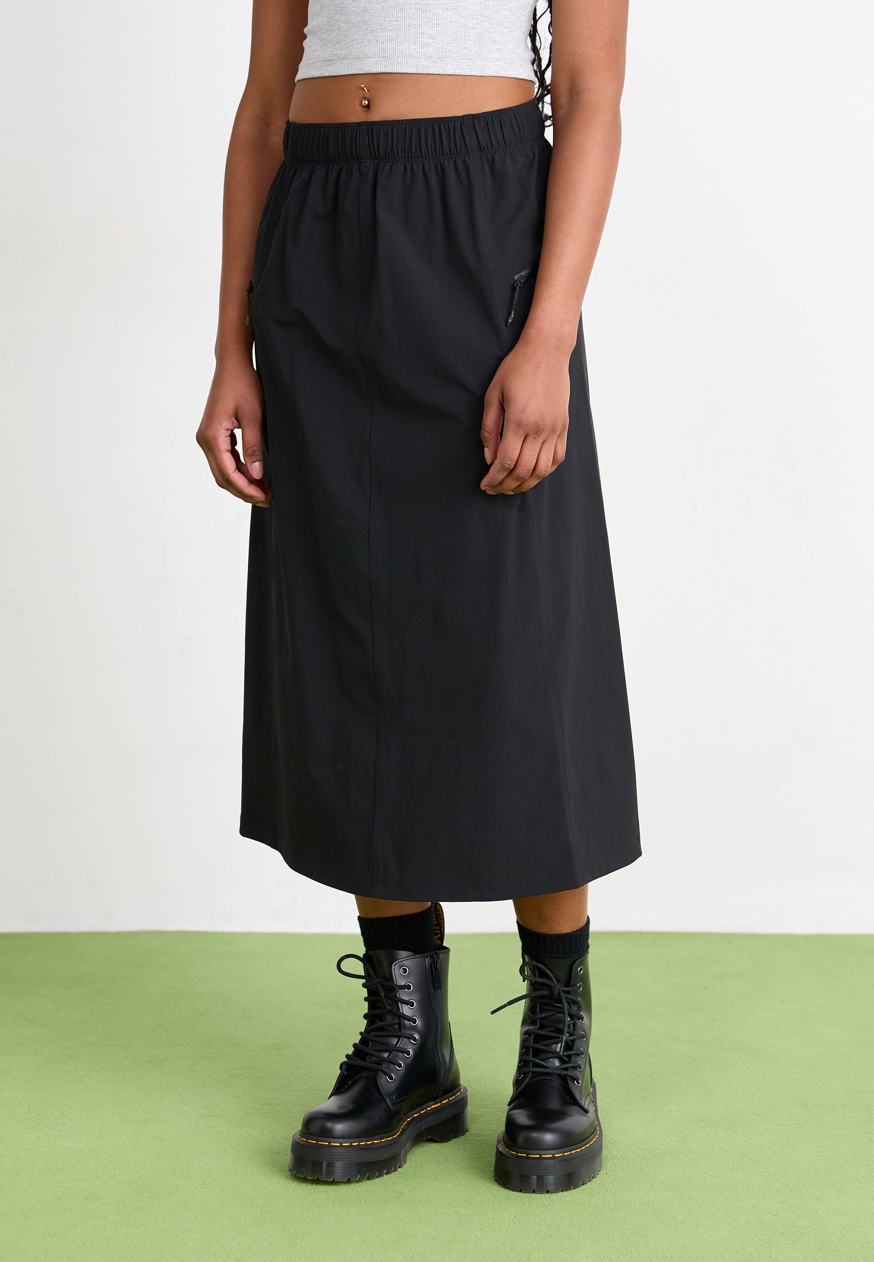 Jupe Longue Chico's Taille 1 En Laine Et Poly - Noire, Taille élastique à La Ceinture - Nouvelle Avec étiquettes