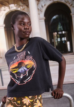 MANCHES COURTES - Print T-shirt - black washed