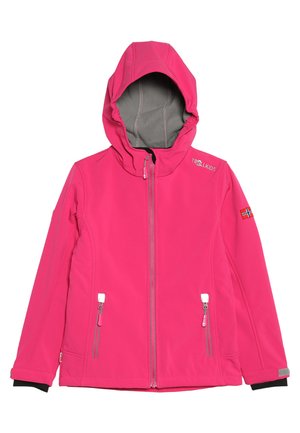 Fuchsia Softshelljacke mit Kapuze, grauem Innenfutter, vorne mit Reißverschluss und zwei Reißverschlusstaschen, mit Logo- und Flaggenakzenten.