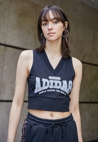 adidas Originals - BODYCON V - Tops - black Miniatūras attēls 1