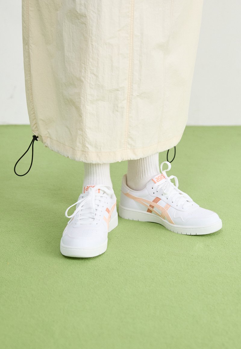 ASICS SportStyle JAPAN Sneaker low white/pearl pink/weiß Zalando