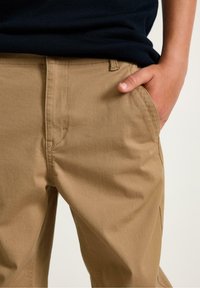 Lindex WILMER WIDE LEG - Chinos - khaki