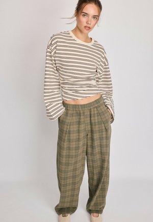 Stradivarius, CHECKED WIDE STRAIGHT-LEG TROUSERS - Hlače - mottled beige