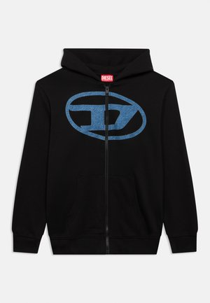 Schwarzer Kapuzenpullover mit Reißverschluss und blauem, used Logo auf der Vorderseite, mit Kordelzugkapuze und vorderen Taschen. Lässige, weiche Stoffstruktur.