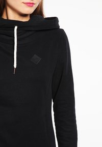 Urban Classics Pulover s kapuco - black