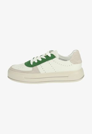 White sneaker with green suede accents, beige toe cap, and textured midsole. Features perforations and flat laces. Rubber outsole.