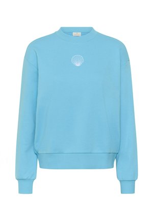 Sweat-shirt bleu clair à col rond avec un petit motif de coquillage blanc centré sur la poitrine, poignets et ourlet côtelés.