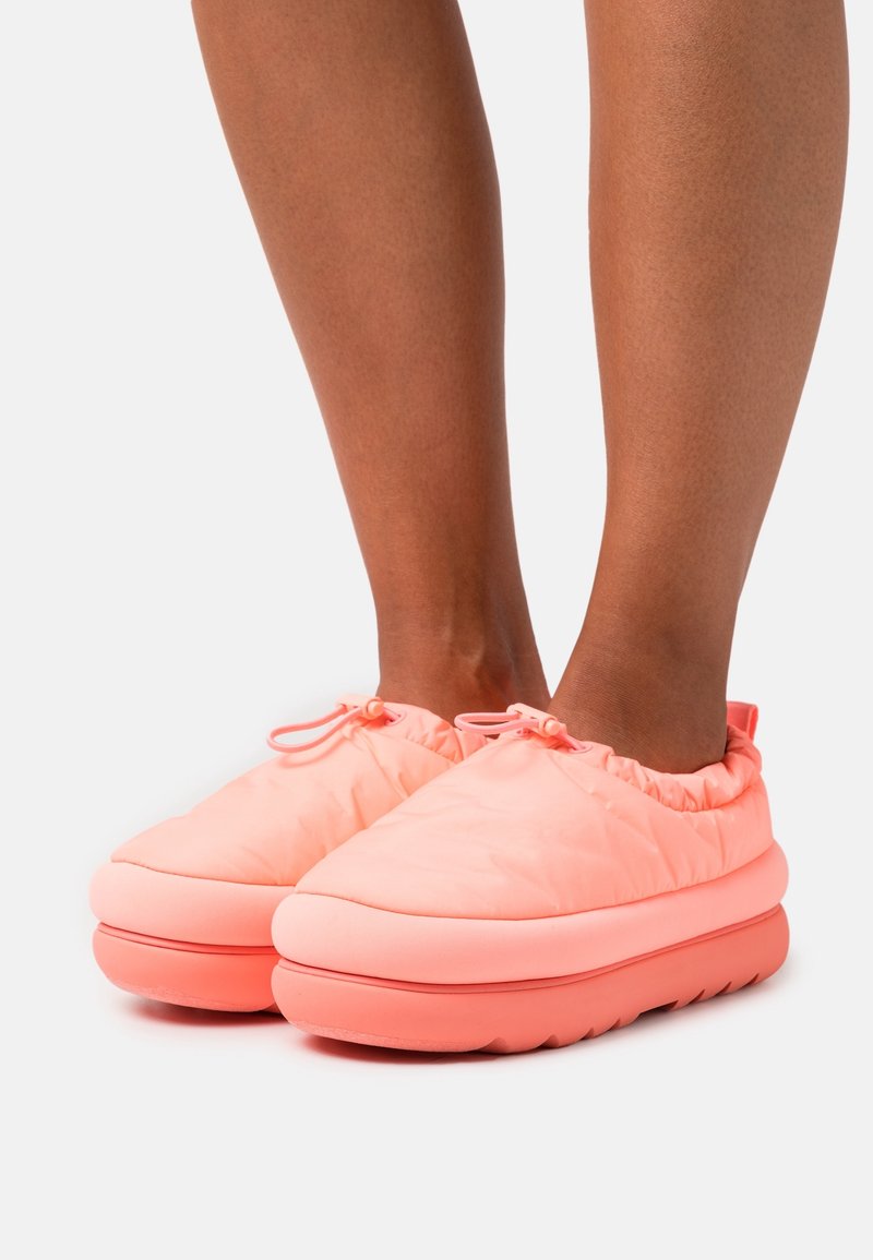 UGG Pantuflas - salmon
