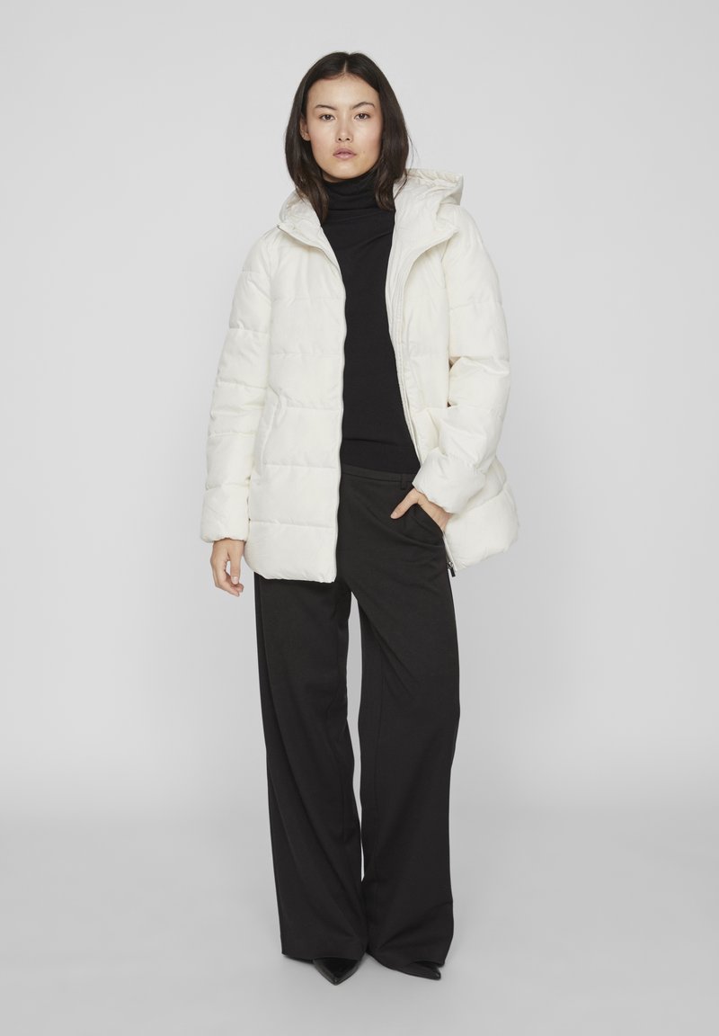 Hillgate Cropped Puffer Jacket in Black