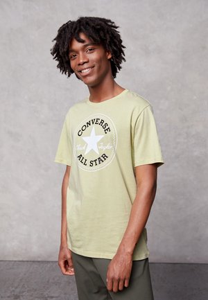 PATCH GRAPHIC TEE - T-shirt con stampa - olive aura