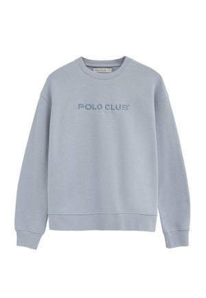 Jasnoniebieska bluza z okrągłym dekoltem z haftem "POLO CLUB" na piersi w kolorze niebieskim, ściągacze na mankietach i na dole, długie rękawy.