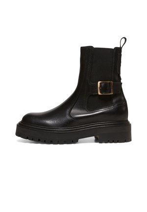 Platform ankle boots - black