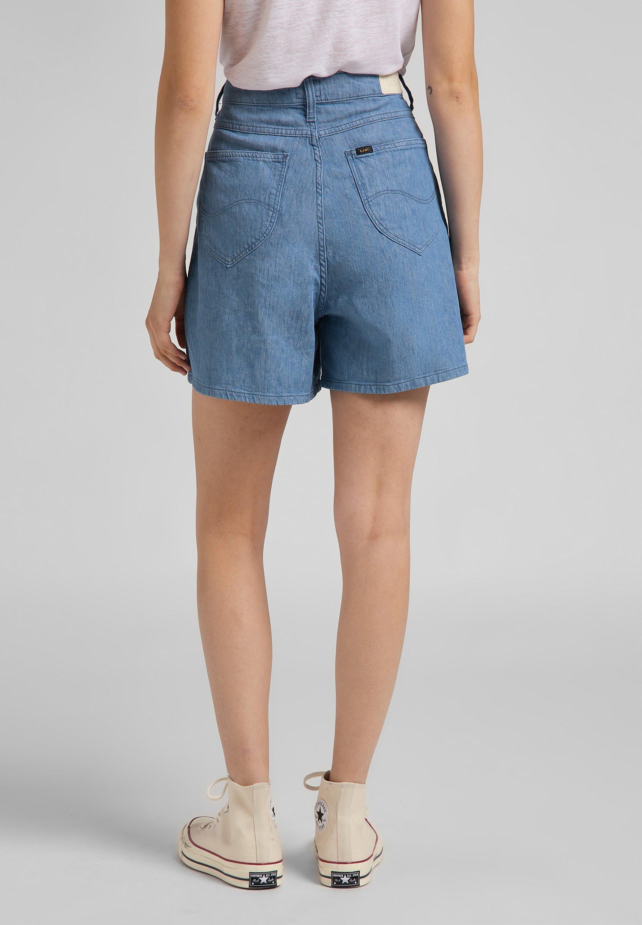 Lee STELLA - Denim shorts - light 
