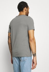 Jack & Jones 5 PACK - T-shirt básica - black, white, green