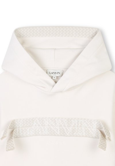 Felpa bianca con una banda testurizzata grigia chiara con la scritta "LANVIN" e "PARIS" in rilievo. Include un cappuccio con cordini e una morbida texture del tessuto.