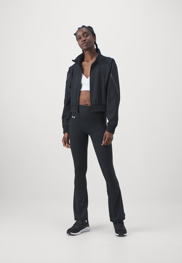 MOTION FLARE PANT - Leggings3