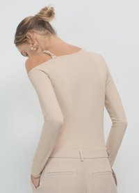 Calliope CUT OUT - Langarmshirt - beige medio