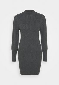 Abito in maglia a coste grigio scuro con collo alto e maniche lunghe a sbuffo, caratterizzato da una silhouette aderente e un tessuto testurizzato.