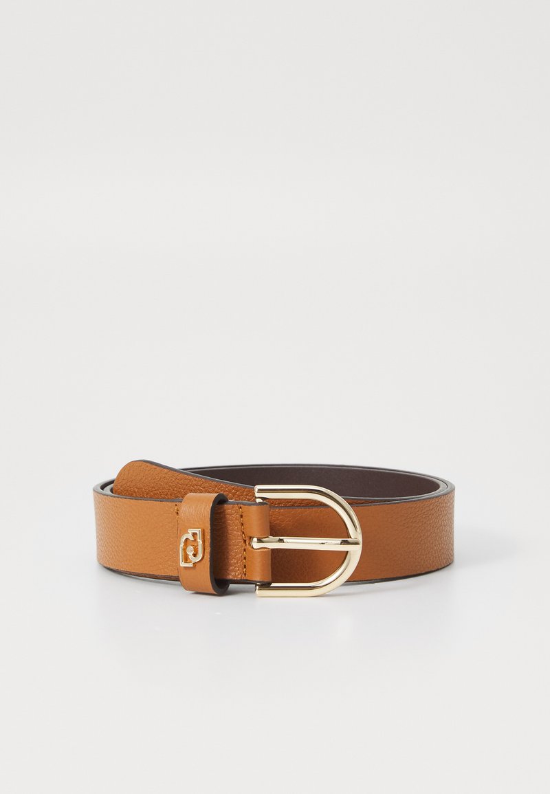 Cintura in pelle marrone con una texture liscia, fibbia in metallo color oro e logo impressa sulla cinghia. Lunghezza regolabile, design classico.