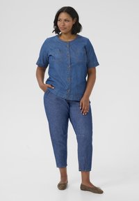 Kaffe Curve LOUISA - Vaqueros tapered - dark blue chambray