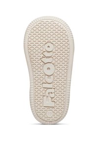 Suola di scarpa in gomma off-white, caratterizzata da una superficie testurizzata con un motivo a diamante e il logo "Falcotto" in rilievo. Dettaglio circolare all'interno del logo.