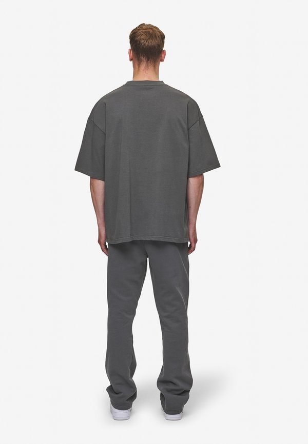 LOGO BOXY - Basic T-shirt - washed anthracite4