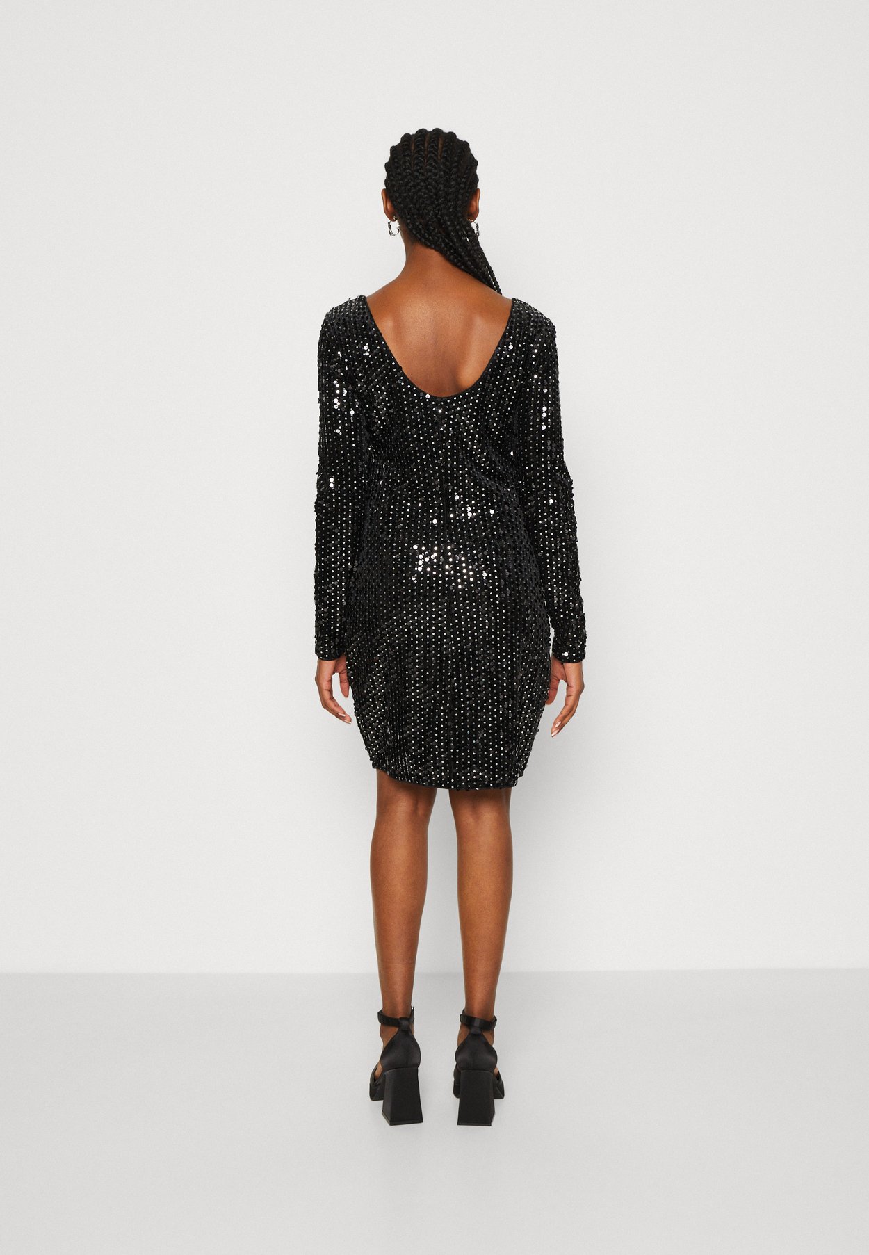 ONLLUCY OPEN BACK DRESS