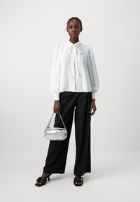 JDY JDYTRAIN - Blouse - cloud dancer