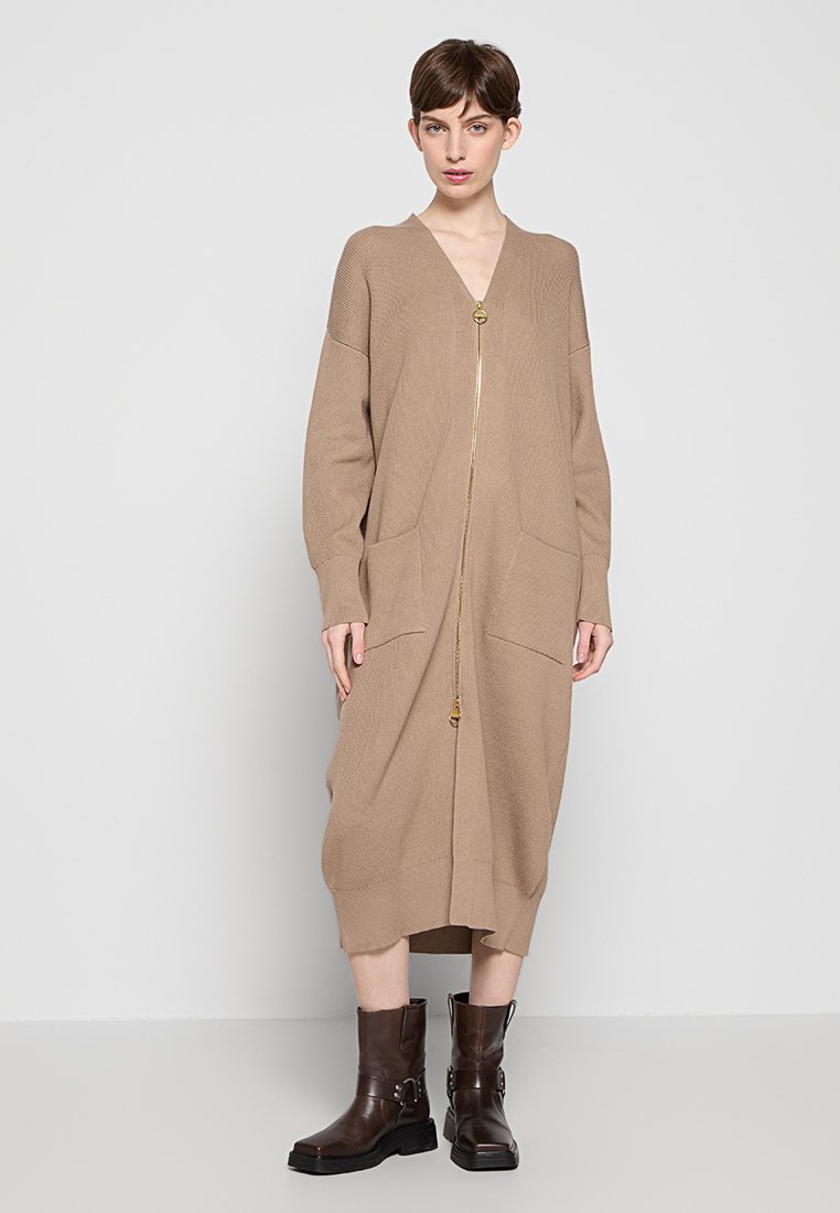 Barbour International Strickkleid beige