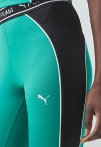 Puma FIT TRAIN STRONG 7/8 - Tajice - sparkling green