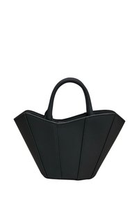 Sort læderhandtaske med et struktureret, kantet design. Har to rundede håndtag og en paneleret overflade med syningsdetaljer.