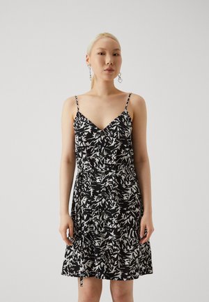 ONLNOVA LIFE LUX STRAP BUTTON DRESS - Blousejurk - black