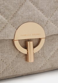 Vanessa Bruno MOON - Cross body bag - sable