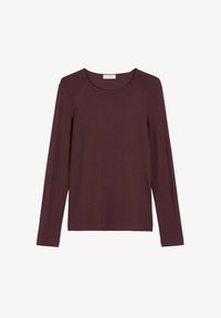 Unselected, black cherry