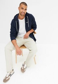 bonprix KAPUZEN - Felpa con zip - blue