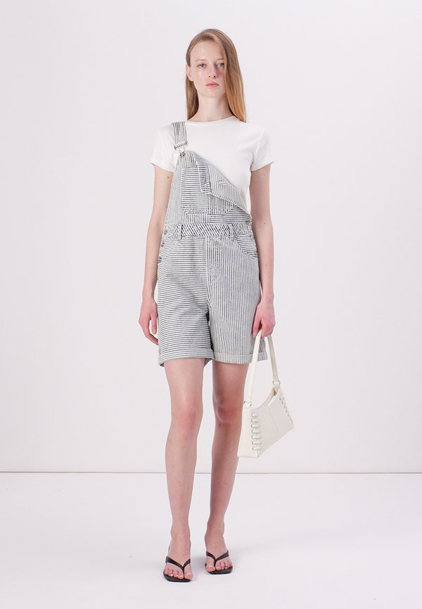 ONLNELLA STRIPED PLAYSUIT - Dungarees4