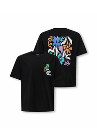 Sort kortærmet t-shirt med lille farverig blomsterdesign og teksten "only and sons" på venstre bryst, stort farverigt blomstermønster på bagsiden.