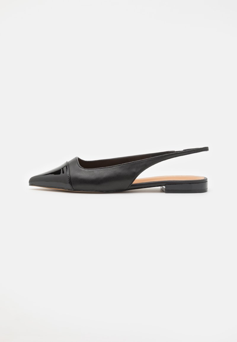 Črne slingback balerinke z ostrim nosom, gladkim usnjenim zgornjim delom z sijočimi akcenti in minimalistično ravno peto.