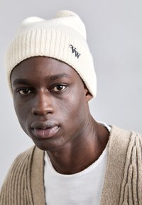 BEANIE UNISEX - Gorro - off white