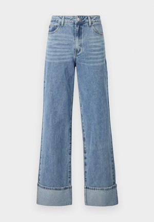 Lichtblauwe wijde spijkerbroek van denim, met een hoge taille, vijf zakken en opgerolde boorden. Gladde textuur met subtiele vervaging.