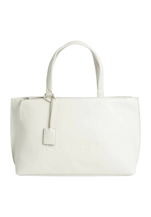 Calvin Klein SHOPPER MD - Shopping bag - panna