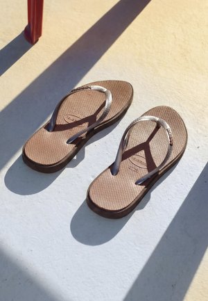 Havaianas, SLIM POINT - Sandali - brown