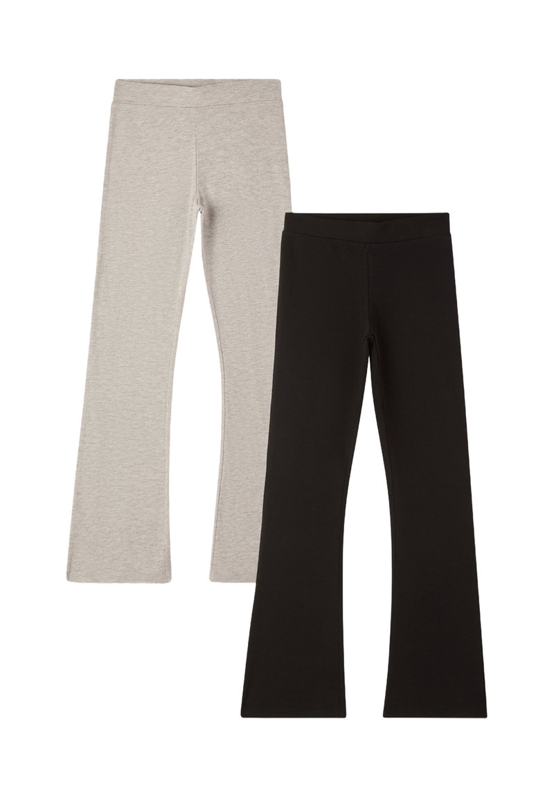 Dwie pary dzwonowatych legginsów, jedna w jasnoszarym, a druga w czarnym kolorze, wykonane z miękkiego, elastycznego materiału z szerokim pasem w talii dla komfortu.