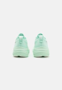 ASICS GEL-NIMBUS 26 - Hardloopschoenen voor op de weg - mint tint/pale mint