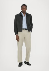 Han Kjøbenhavn BOXY JACKET - Ελαφρύ μπουφάν - black