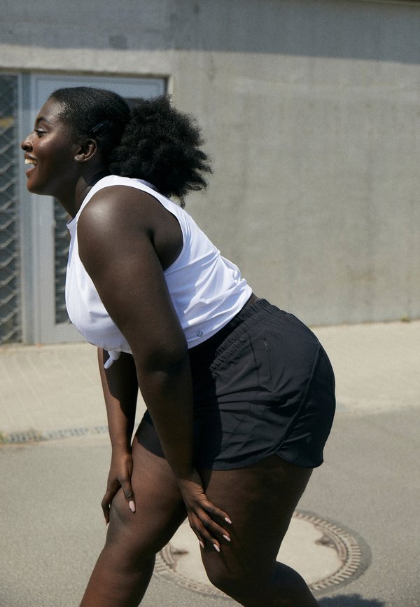 TRACK THAT HIGH-RISE LINED 13CM - Kurze Sporthose