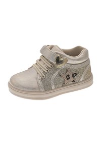 Sneaker beige glitterato con lacci elasticizzati, un accento a forma di cuore e un motivo a stelle sul lato. Materiale morbido e testurizzato; suola in gomma leggera.
