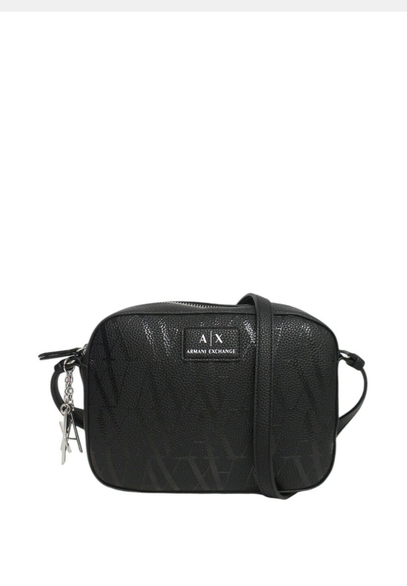 Borsa a tracolla nera in pelle sintetica con motivo logo in rilievo, chiusura a zip, tracolla regolabile e etichetta con marchio caratterizzata da accenti in argento.
